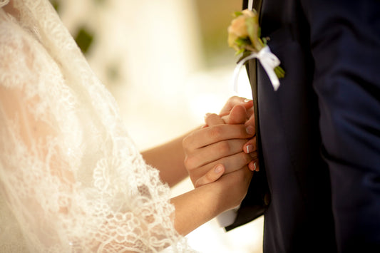Gifts for the Elegant Bridesmaid