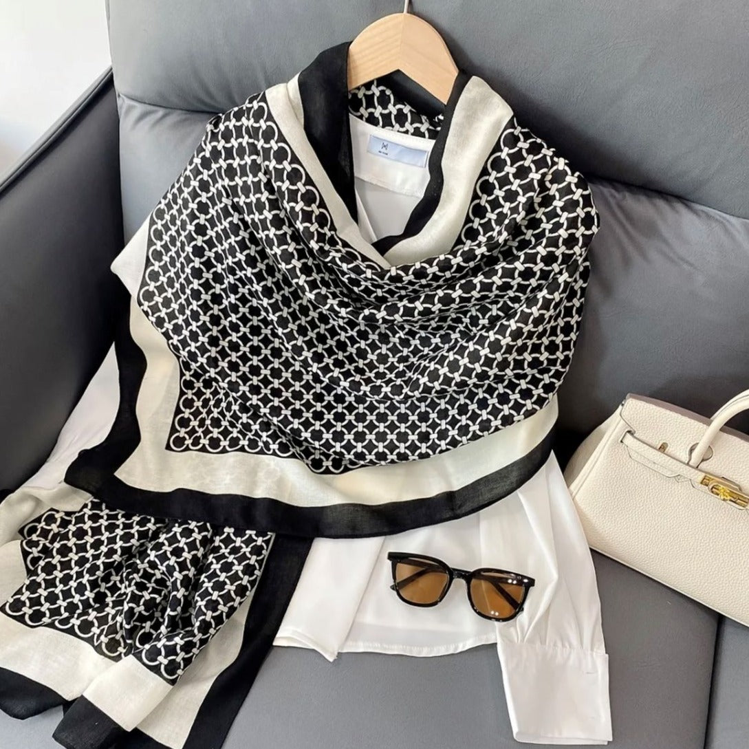 Classic Printed Shawl/Scarf - Black & White