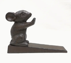 Let Me Hold It - Mouse Doorstop